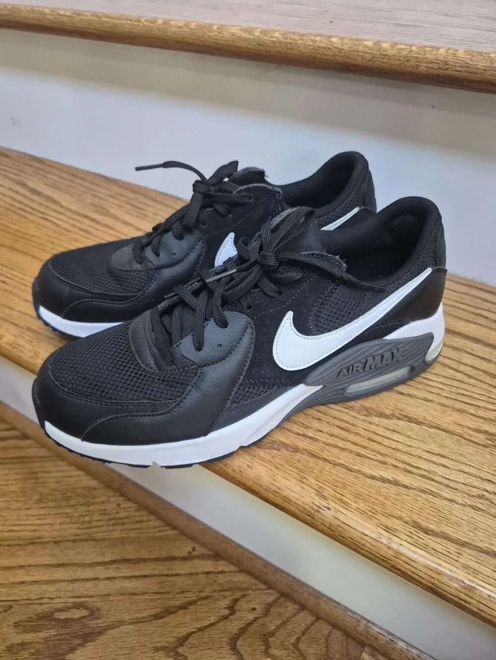 Nike Black and White Ladies Air Max Sneakers Size 11